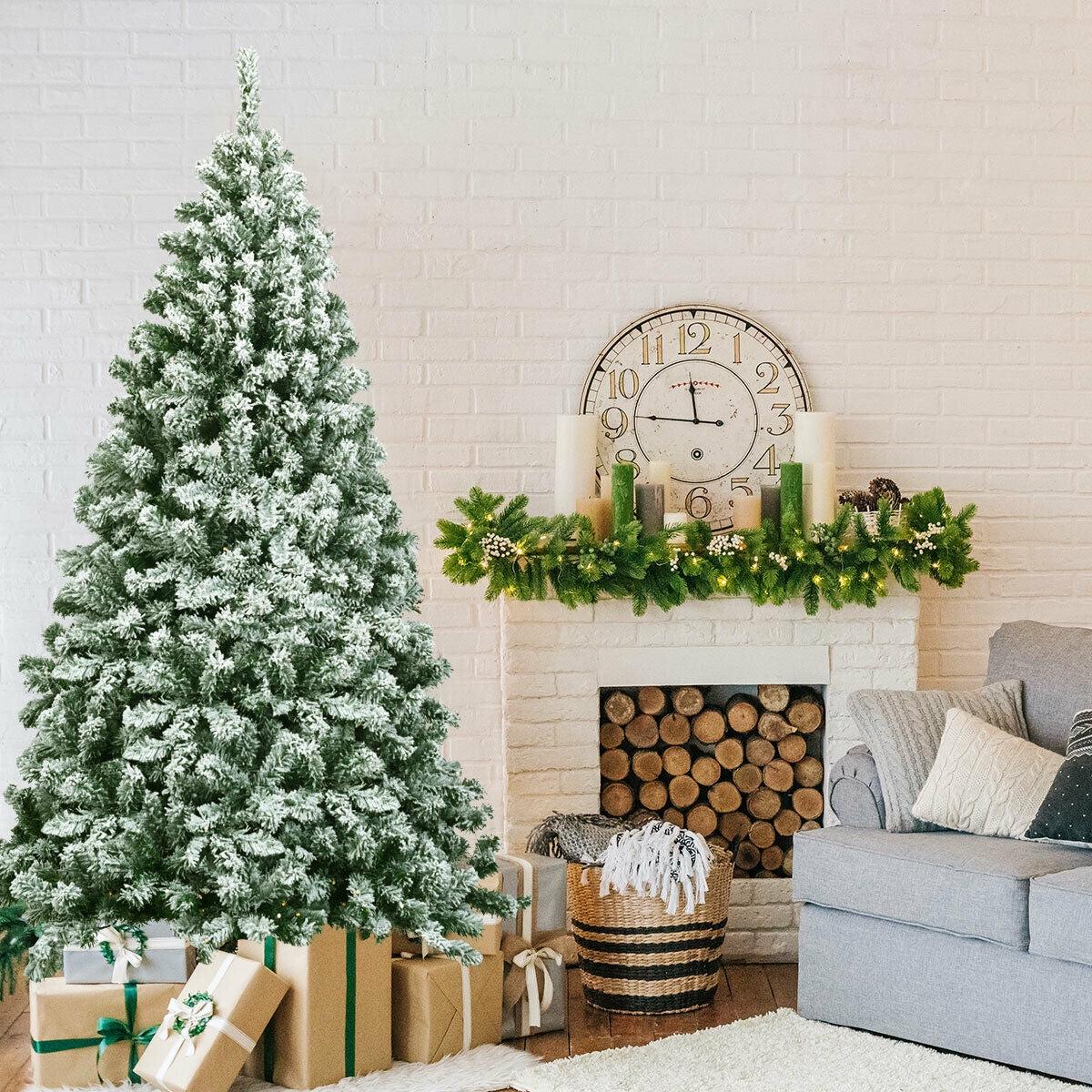 6  928  6 Feet Snow Flocked Artificial Christmas Tree Hinged with 928 Tips