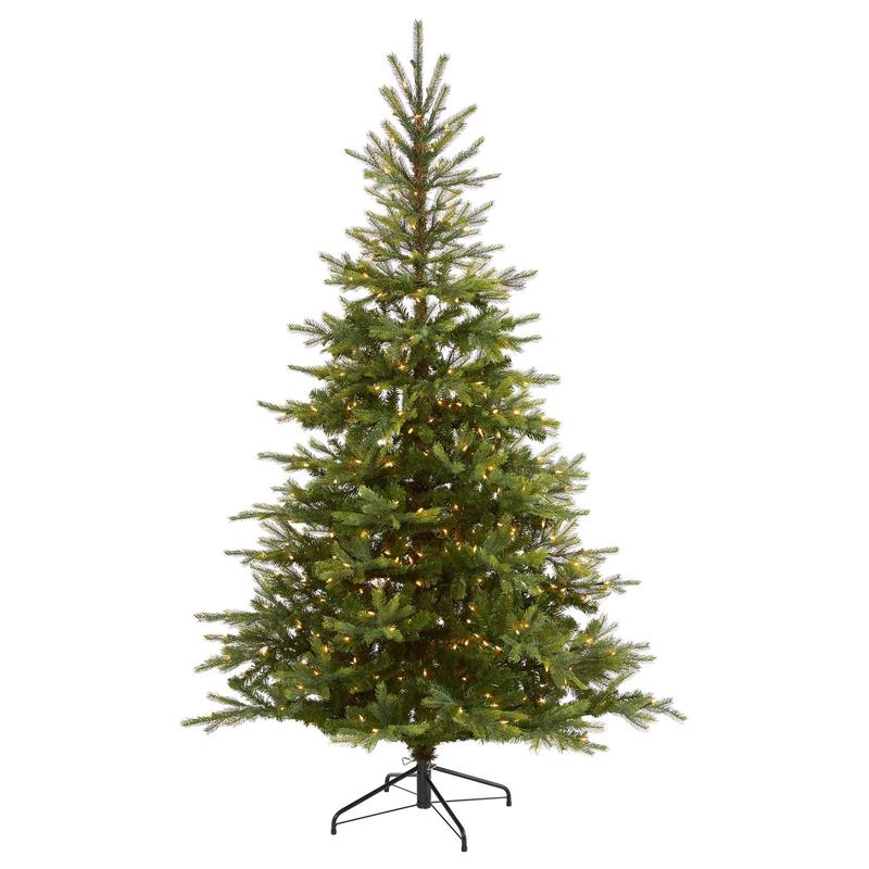 7 North Carolina Spruce Artificial Christmas Tree with 450 Clear Lights and 931 Bendable Branches