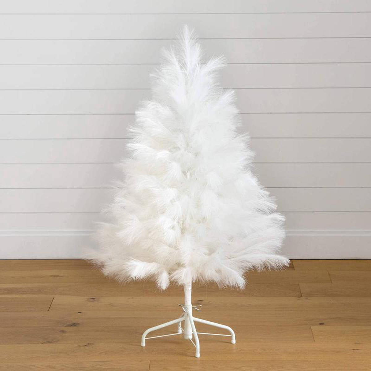 48242 Artificial White Pampas Grass Christmas Tree