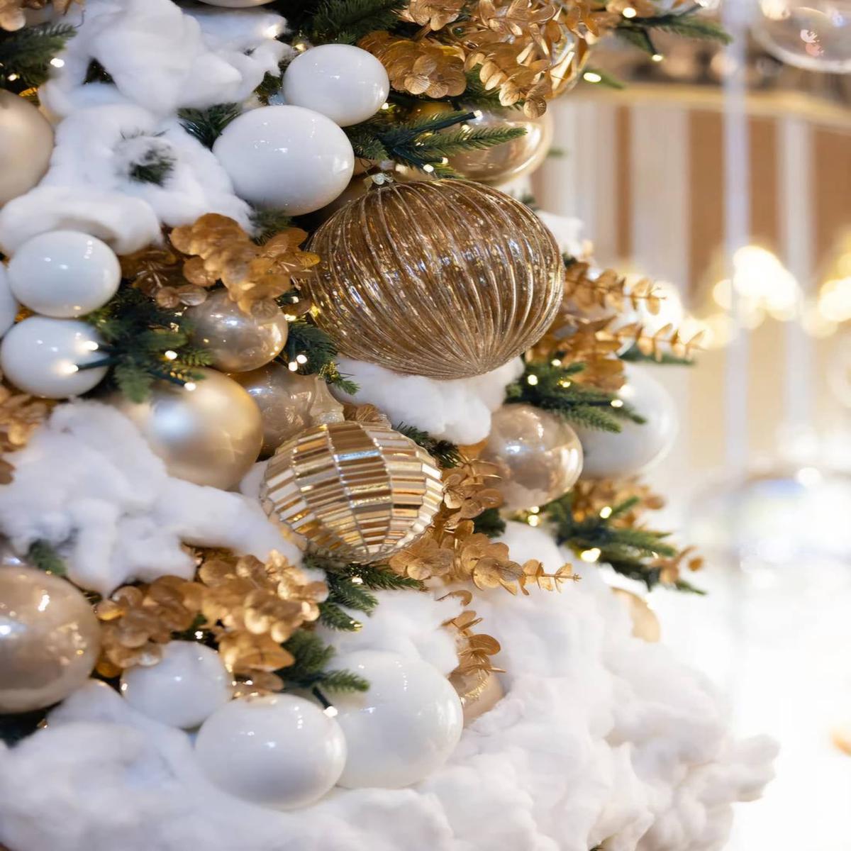 10cm Gold Striped Glass Christmas Tree Ball