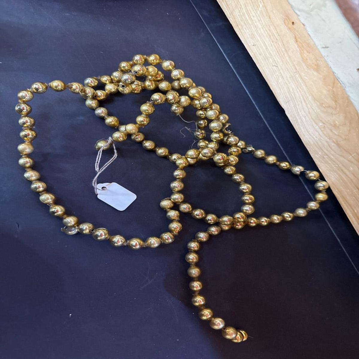 Antique mercury garland