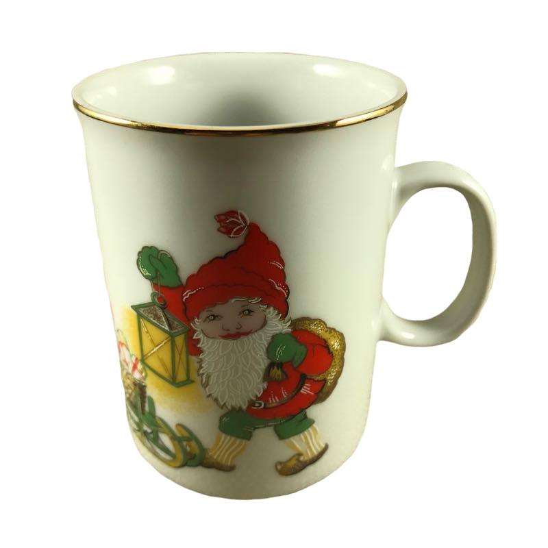 Christmas Elves With Gold Trim Mug Dunoon