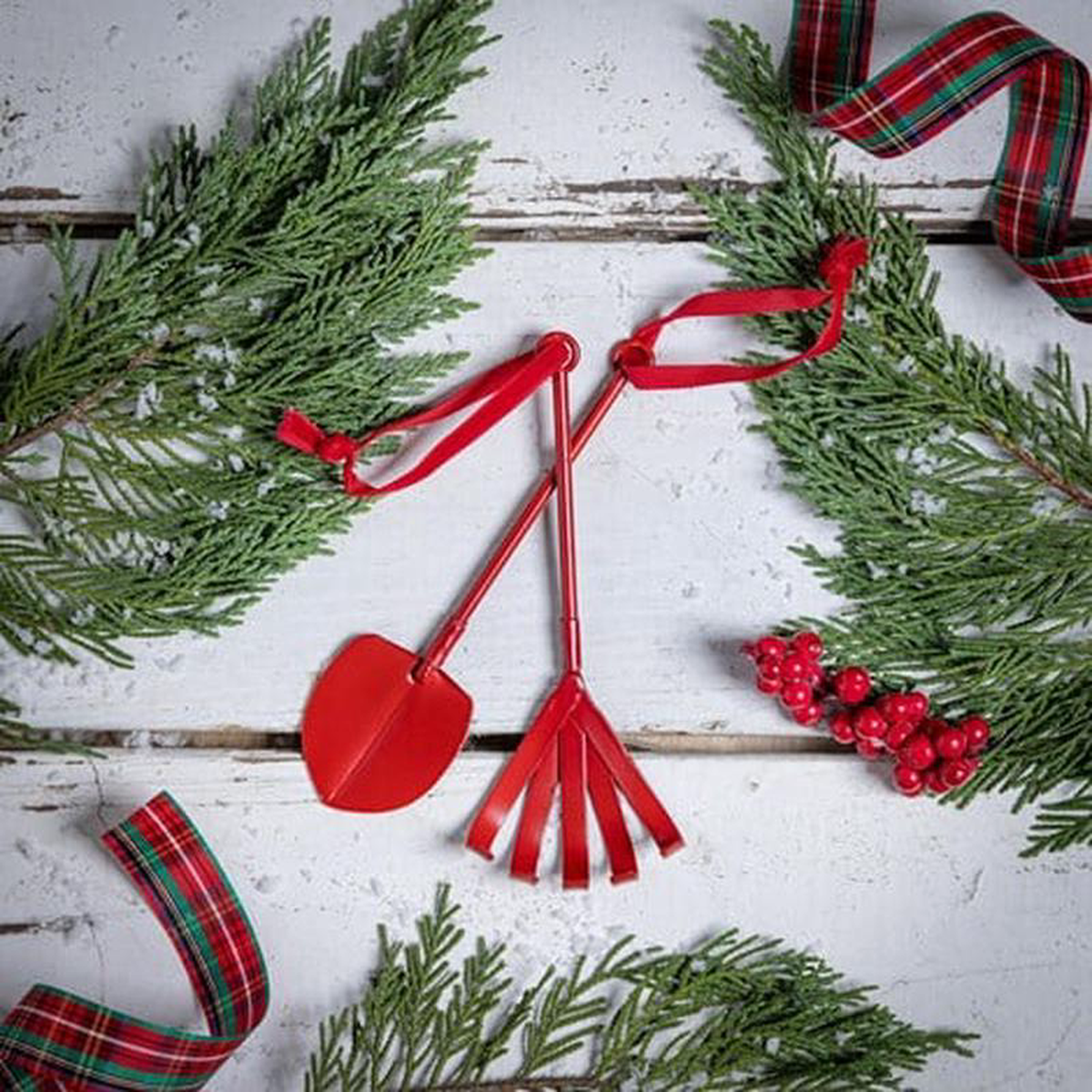 6.25 Metal Garden Tool Ornament