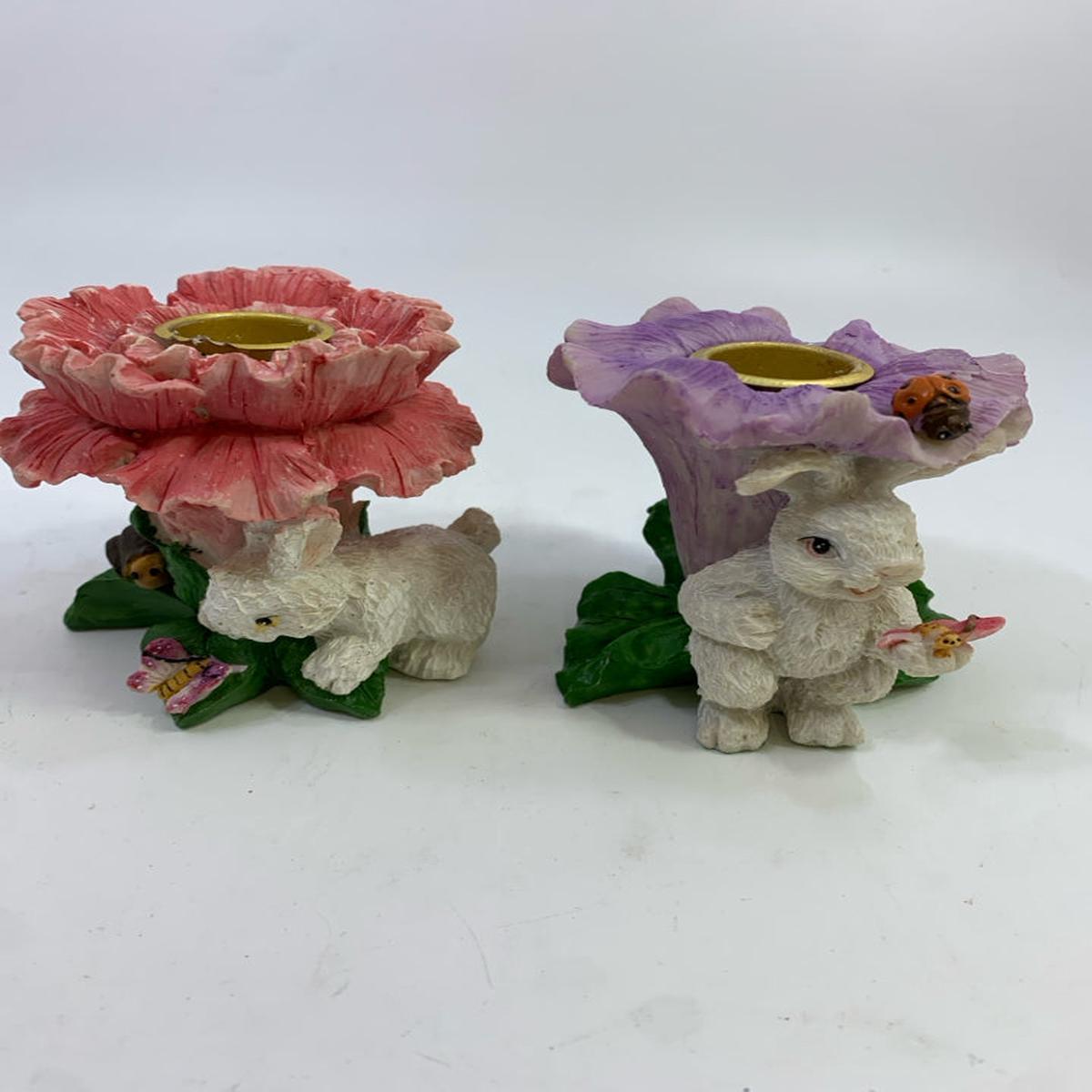 2PC BUNNY AND FLOWER CANDLESTICK HOLDERS.