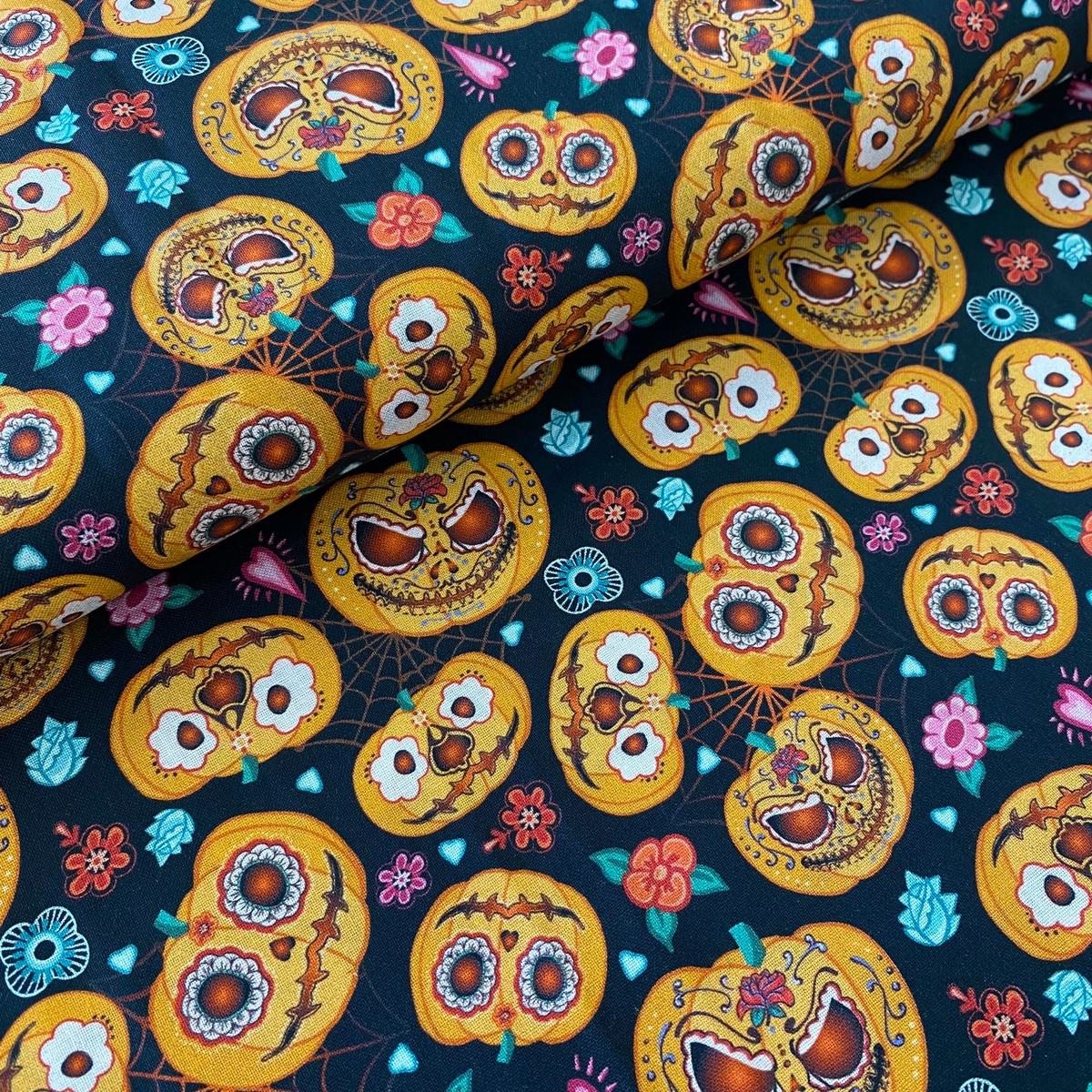 100% Cotton - Pumpkin Faces - 8.50 Per Metre - Sold by Half Metre