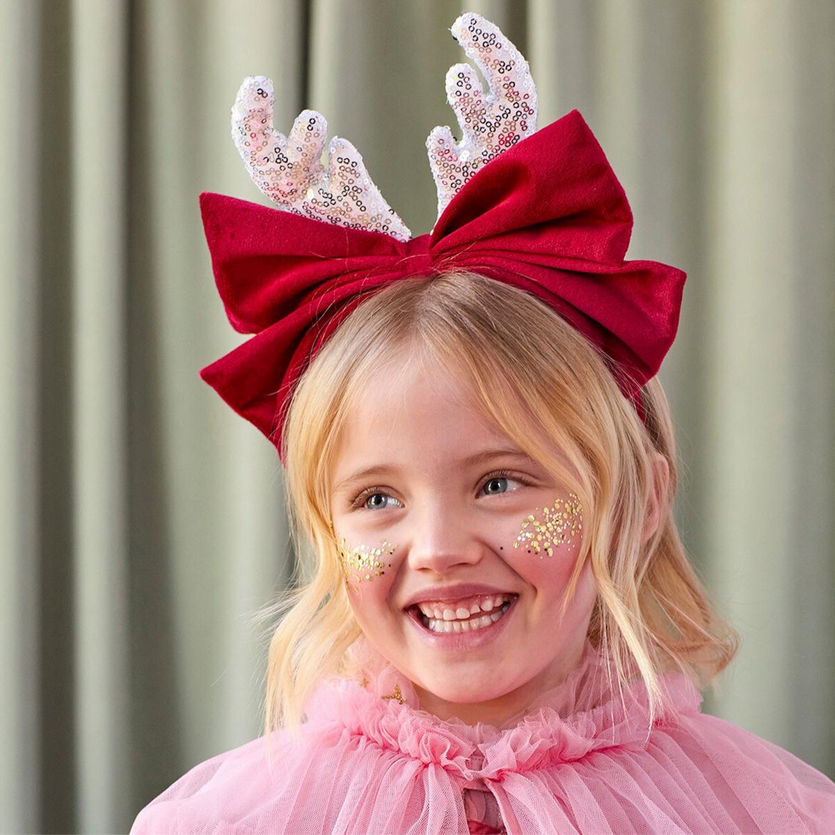 Velvet Bow Antlers
